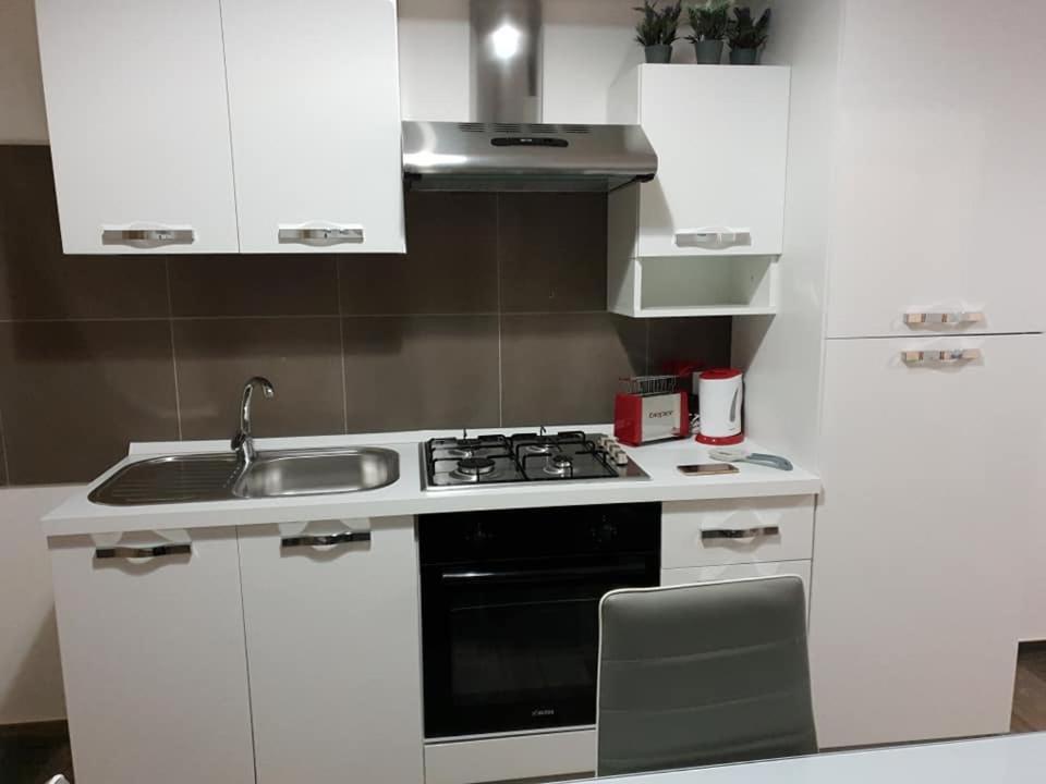 Case Vacanze Nonna Nick 카스텔라마레델골포 외부 사진